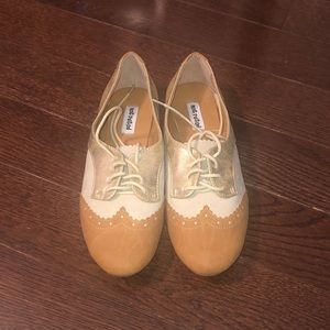 Tan saddle shoes